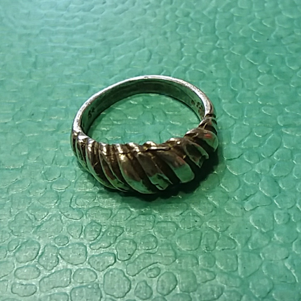 Sterling silver ring